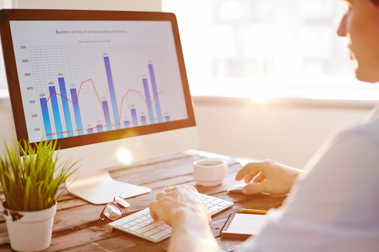 50% of IT professionals consume B2B content with increasing regularity, study suggests