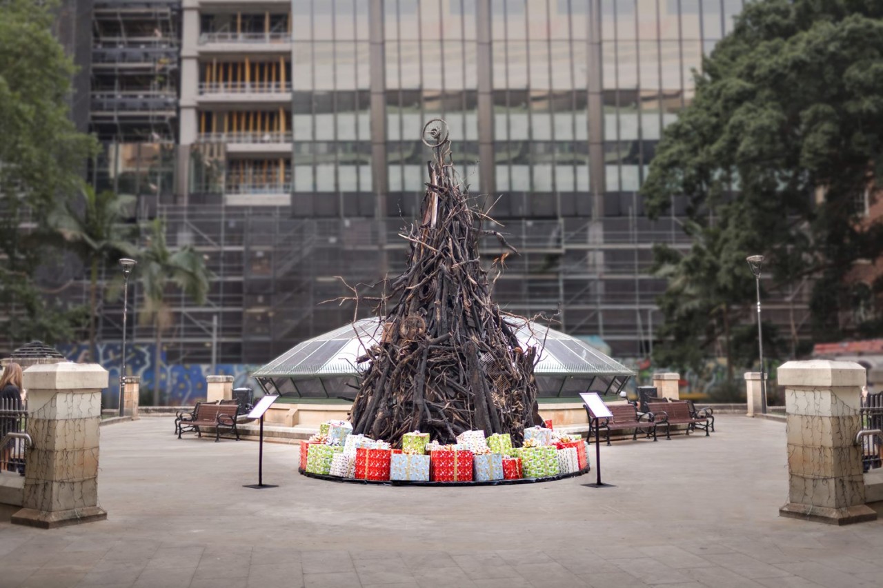 DDB Australia Installs 'burnt' Christmas Tree To Help Crease